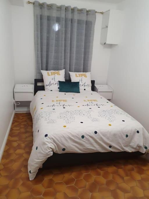סן סיפריאן Appartement F3 Meuble Et Equipe מראה חיצוני תמונה